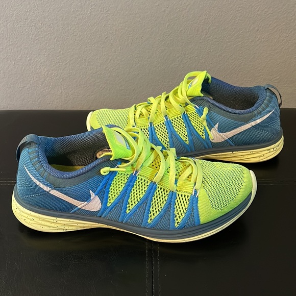 Size 9 Men’s Nike Flyknit Lunar 2 Volt Blue - Picture 6 of 6